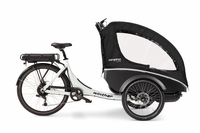 Kangaroo Dog_White_Black